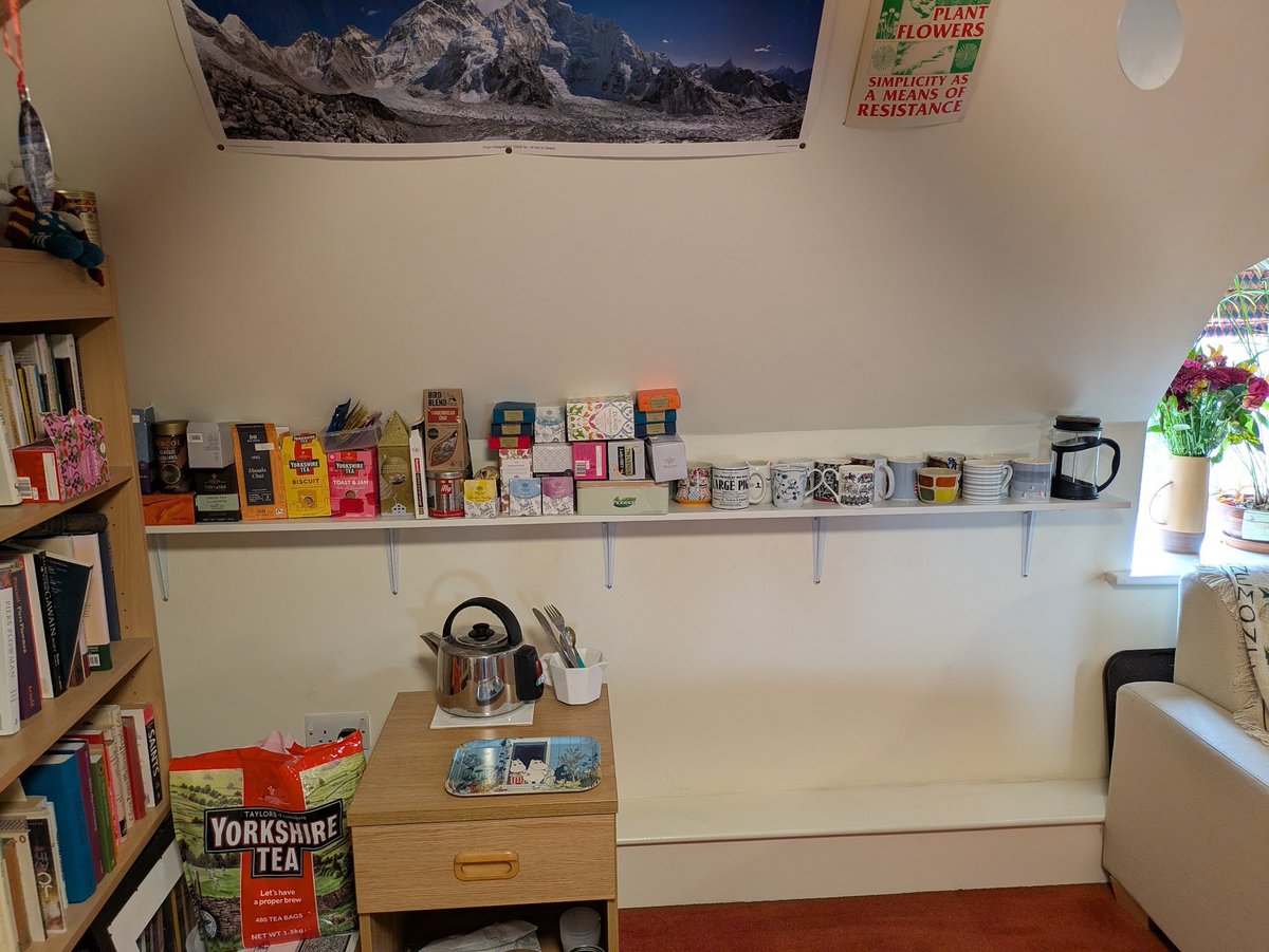 The maintenance men came to my office and have constructed for me a kind of marvellous altar to tea-making.