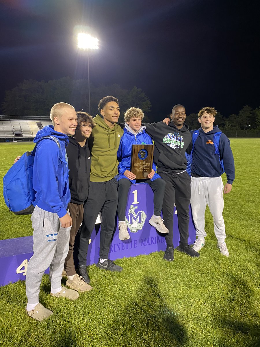 PeirceMax's tweet image. Early summer schedule:  

WI State Track Meet June 6-7 (4x1)
UW-Madison Prospect Camp June 8
UW-Whitewater MegaCamp June 12
UW-Oshkosh 7on7 State Championship June 22

Looking forward to the upcoming football! @ndatritonfb @PrepRedzone @MJ_NFLDraft @B19Kamrath @QBHitList