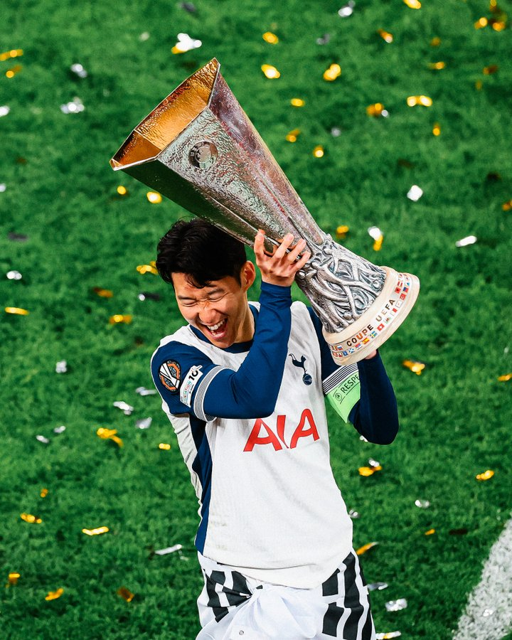 Happy 32nd Birthday to Son Heung-min 🎉🇰🇷