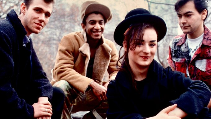 RollingStone's tweet photo. EXCLUSIVE: In a clip from the highly anticipated new Culture Club documentary, Boy George and drummer Jon Moss discuss their first meeting and the passionate affair that followed. “It was love at first sight, basically.”

Watch: https://t.co/ZBmOKfb4fp https://t.co/A7e2ScGgaO