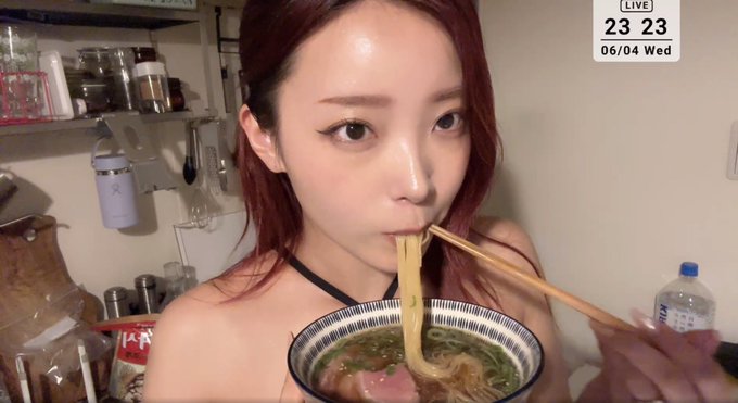 Twitterのコスプレ画像15