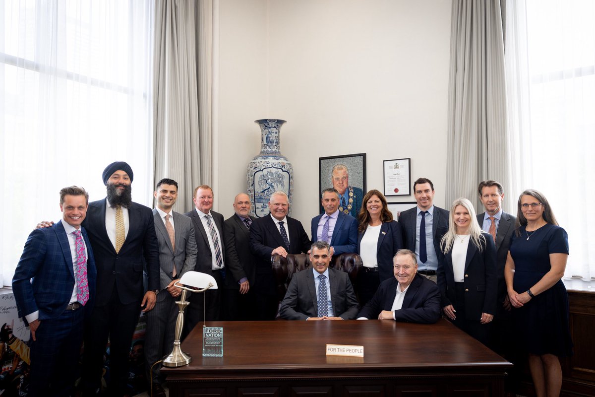 ONRoadBuilders's tweet photo. ORBA & @_OSSGA united for the first-ever Ontario Infrastructure Lobby Day at Queenโs Park!
Our message: Ontario can't meet its infrastructure goals without urgent support for the industries that build it.
@fordnation
@PrabSarkaria
@ONgov
#Infrastructure #ORBA #OSSGA #LobbyDay #OnPoli