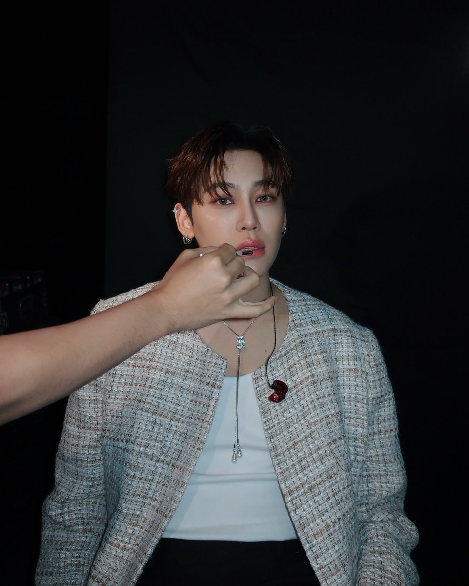 BOUNPREM_RAGI's tweet photo. 진짜 잘생겼다 예쁘다 최고된다
#BounPrem #บุ๋นเปรม
#bb0un #prem_spacd https://t.co/EiuA3xjmYm