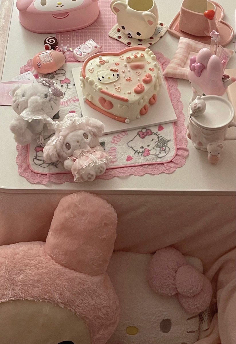 rinilove118's tweet image. HBD TO ME🎀