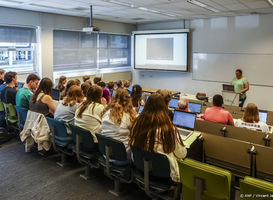 Mbo-scholen in vijf regio's ontvangen miljoenen om gevolgen krimp op te vangen dlvr.it/TLBJ8s