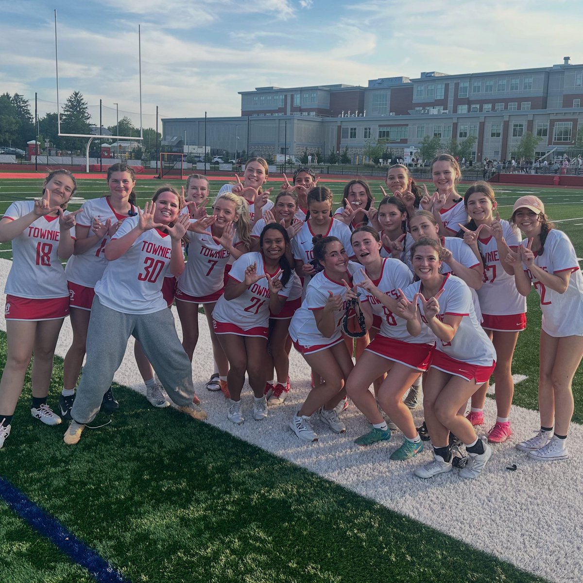 Girls Lax Championship game at Brown will be played on Sunday at 4 pm.  See you there. #TownieNation