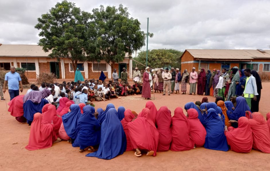 RACIDA (@racidaofficial) on Twitter photo 🌍 World Environment Day 2025 – Mandera, Kenya 📍 | #GenerationRestoration #EndingPlasticSolution.
To commemorate this year’s World Environment Day, RACIDA & <a href="/ConcernKenya/">Concern Kenya</a> —through the #HaananoProject—supported a tree planting initiative led by the Eymole Natural Resource 🌍 World Environment Day 2025 – Mandera, Kenya 📍 | #GenerationRestoration #EndingPlasticSolution.
To commemorate this year’s World Environment Day, RACIDA & <a href="/ConcernKenya/">Concern Kenya</a> —through the #HaananoProject—supported a tree planting initiative led by the Eymole Natural Resource