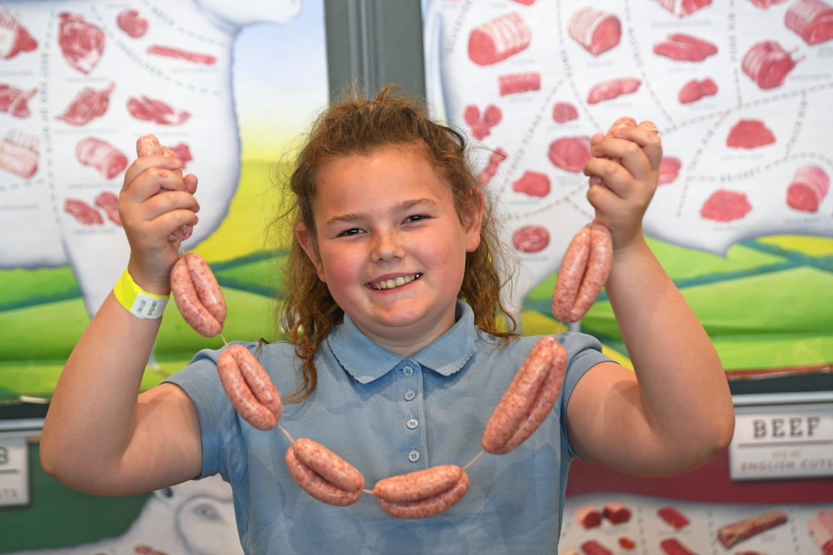 YorksAgSoc's tweet image. What a great two days at the Great Yorkshire Showground!
Thousands of primary school children have been learning about farming, food and the countryside at Countryside Days, our free annual event for schools.
Thanks to our exhibitors for being part of this educational event.