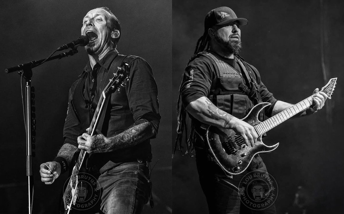 LouBrutus's tweet image. We'll be jam-packed on @HardDriveRadio XL tonight as I'm joined by both Michael Poulsen of @VOLBEAT and @ZoltanBathory of @FFDP. The former's “God of Angels Trust" album drops tomorrow, the latter's "Best Of - Volume 1" hits July 18th. #Volbeat #FFDP #5FDP #FiveFingerDeathPunch