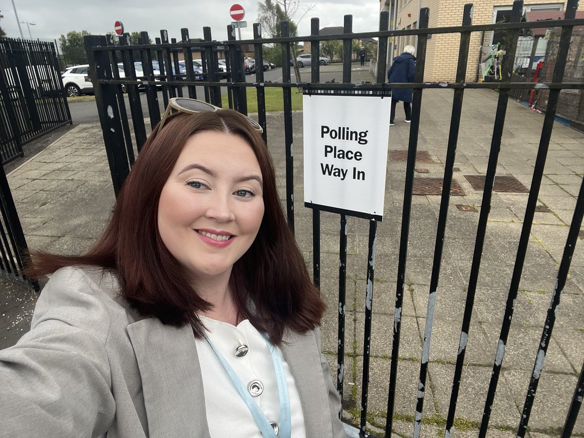 Today I voted for <a href="/theSNP/">The SNP</a> candidate, <a href="/KatyLoudonSNP/">Cllr Katy Loudon</a>!

Katy is the only candidate who will work tirelessly for the people of Hamilton, Larkhall and Stonehouse and be a visible MSP.

She will carry on the hard work and legacy of my former boss and friend, Christina McKelvie MSP 💛