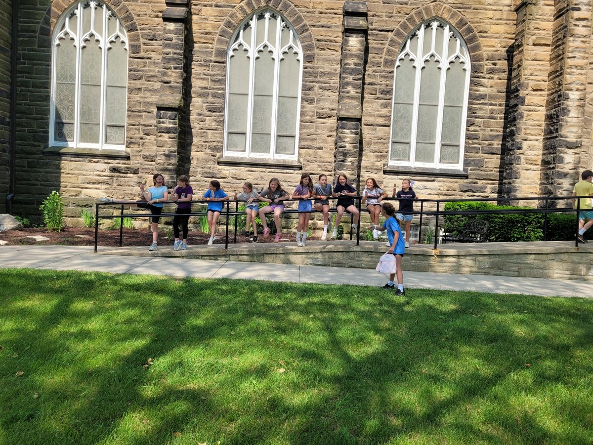 lynch3a's tweet photo. What a WONDERFUL way to end the school year!  Thank you to PTU and all the parents who volunteered to help.  It couldn't have happened without you! https://t.co/d2O8GPNLgG