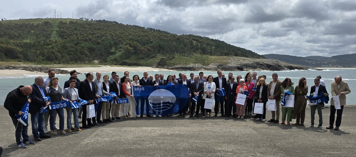 🔵 Las Banderas Azules ondearán este verano en playas y puertos gallegos, garantizando espacios sostenibles para el disfrute de todas y todos. 🌍✨

#adeac #banderaazul #BanderasAzules2025 #feeglobal #galicia #playas #puertos #embarcacionesturísticas