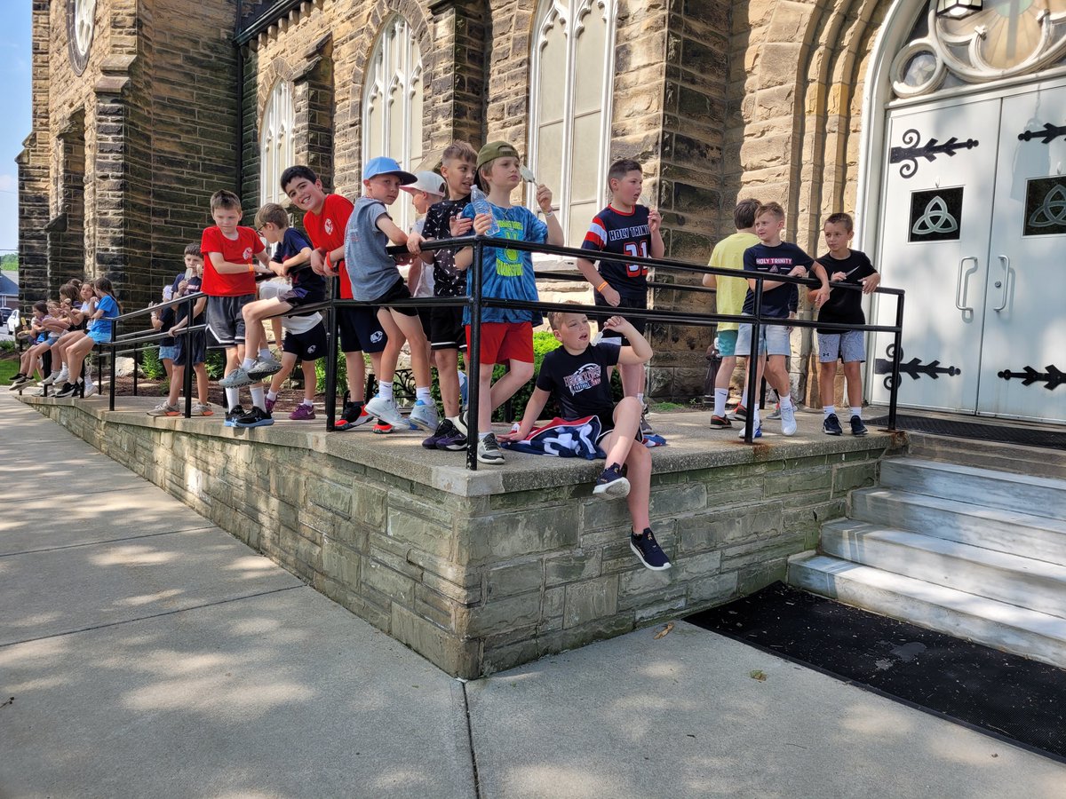 lynch3a's tweet photo. What a WONDERFUL way to end the school year!  Thank you to PTU and all the parents who volunteered to help.  It couldn't have happened without you! https://t.co/d2O8GPNLgG