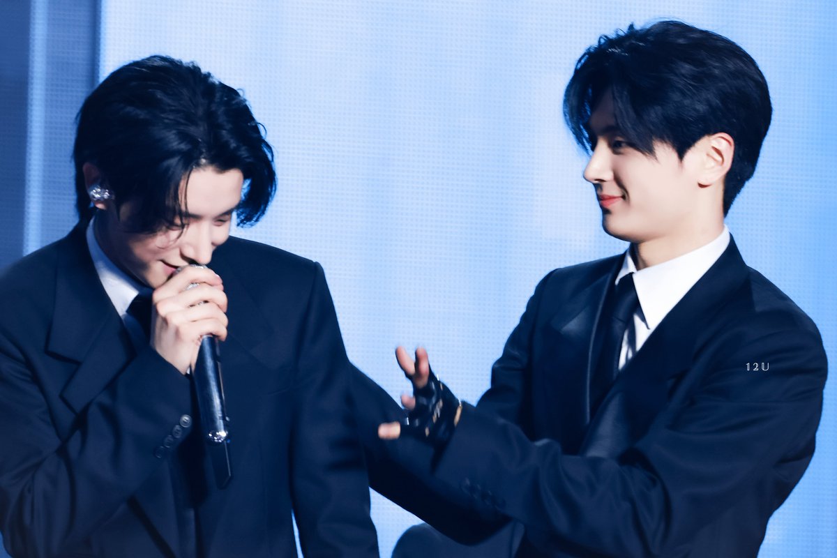 𝟙 𝟚 𝕌 tweet media