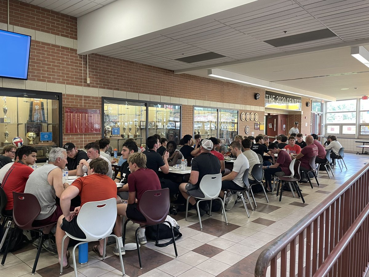 Dare to be Different! Last night our players/coaches came together to talk about topics affecting teenagers. Our players did an incredible job having conversations about racism, mental wellness, social media, sports gambling. We are so proud of the vulnerability yesterday!