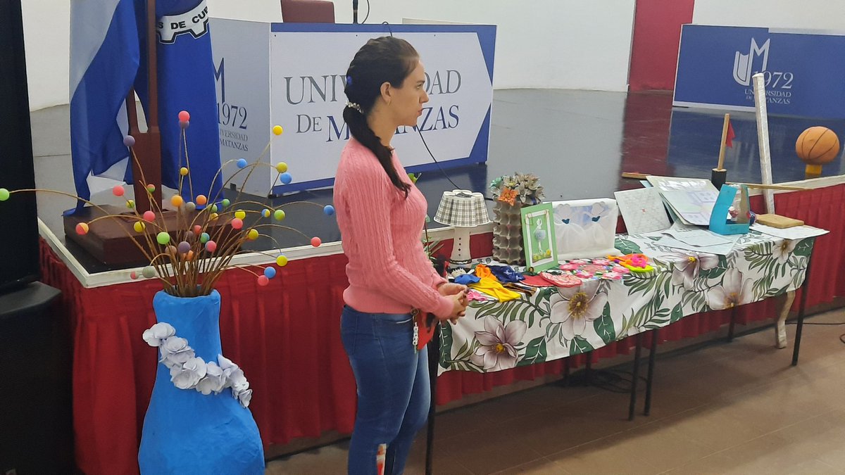 leyda_finale's tweet photo. El movimiento de mujeres innovadoras de la @universidad_um contribuye al desarrollo creativo en la Residencia Estudiantil y el trabajo comunitario.
#CompromisoYEntrega #SomosCuba @CubaMES #UniversidadCubana @gpppmatanzas https://t.co/bhuHrtrUm5