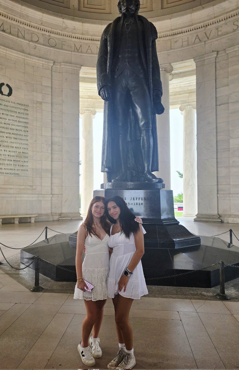 Christine Urbanczyk tweet media