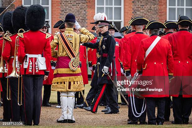 Prince Edward, the Duke of Edinburgh attends the 2025 Chelsea Pensioners Founder's Day at the Royal Hospital Chelsea on June 05, 2025 
ℹ️Founder's Day celebrates the founding of the Royal Hospital Chelsea in 1681 by King Charles II. 
(📸 Tristan Fewings/Getty Images)
