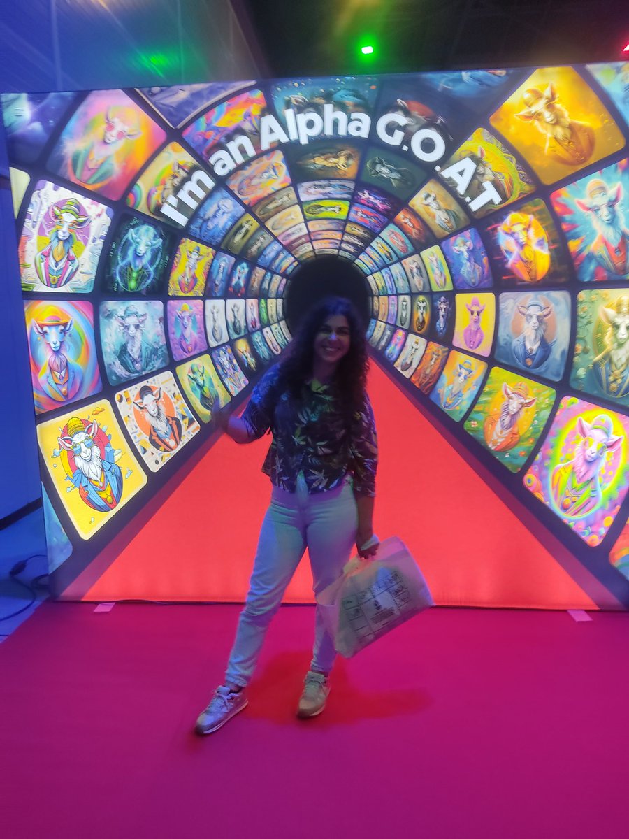 ana_pikaz's tweet photo. Look Dad! I'm an Alpha G.O.A.T ☺️ @alphalabs_xyz #ImAnAlphaGoat https://t.co/ZoBuiPW55I