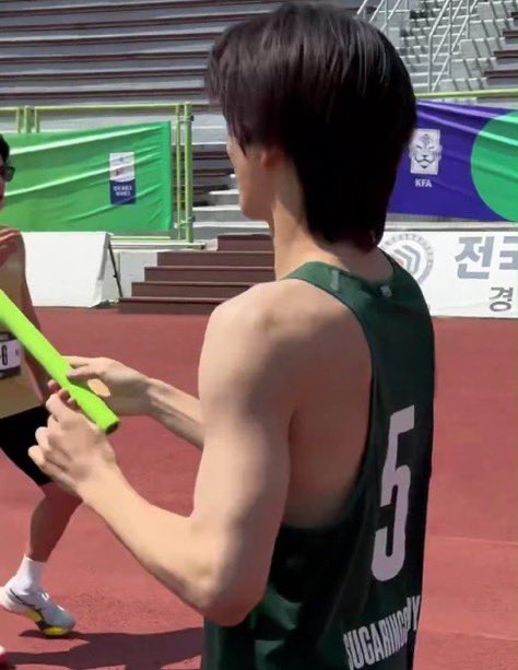 รูปนี้เหมือนทั้งแจฮยอนทั้งซองชาน