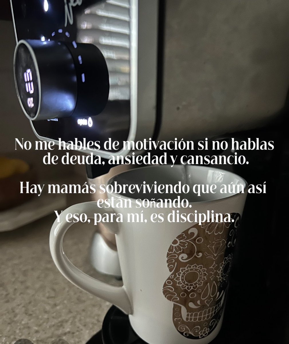 adrianaguerena1's tweet image. #MamáReal #DisciplinaFemenina #GlowUpDesdeCero