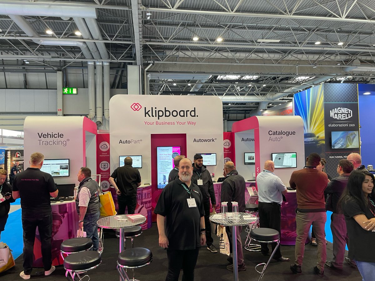 mamsoft's tweet photo. It’s the final day at @AutomechanikaUK and what a ride it’s been! 🚗💨 

We've loved showcasing our cloud-based software - from garage management and vehicle tracking to parts management and catalogue data. Thanks to everyone who stopped by! 👍 https://t.co/xqrP3chJUe