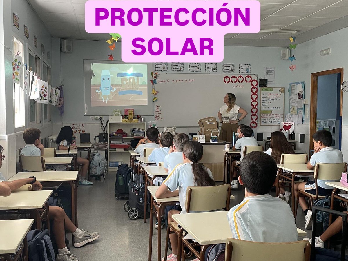 ENFERMERA DE COMUNITARIA tweet media