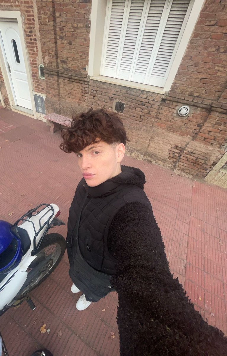 Voy a necesitar otro celu este ya lo llene de fotos