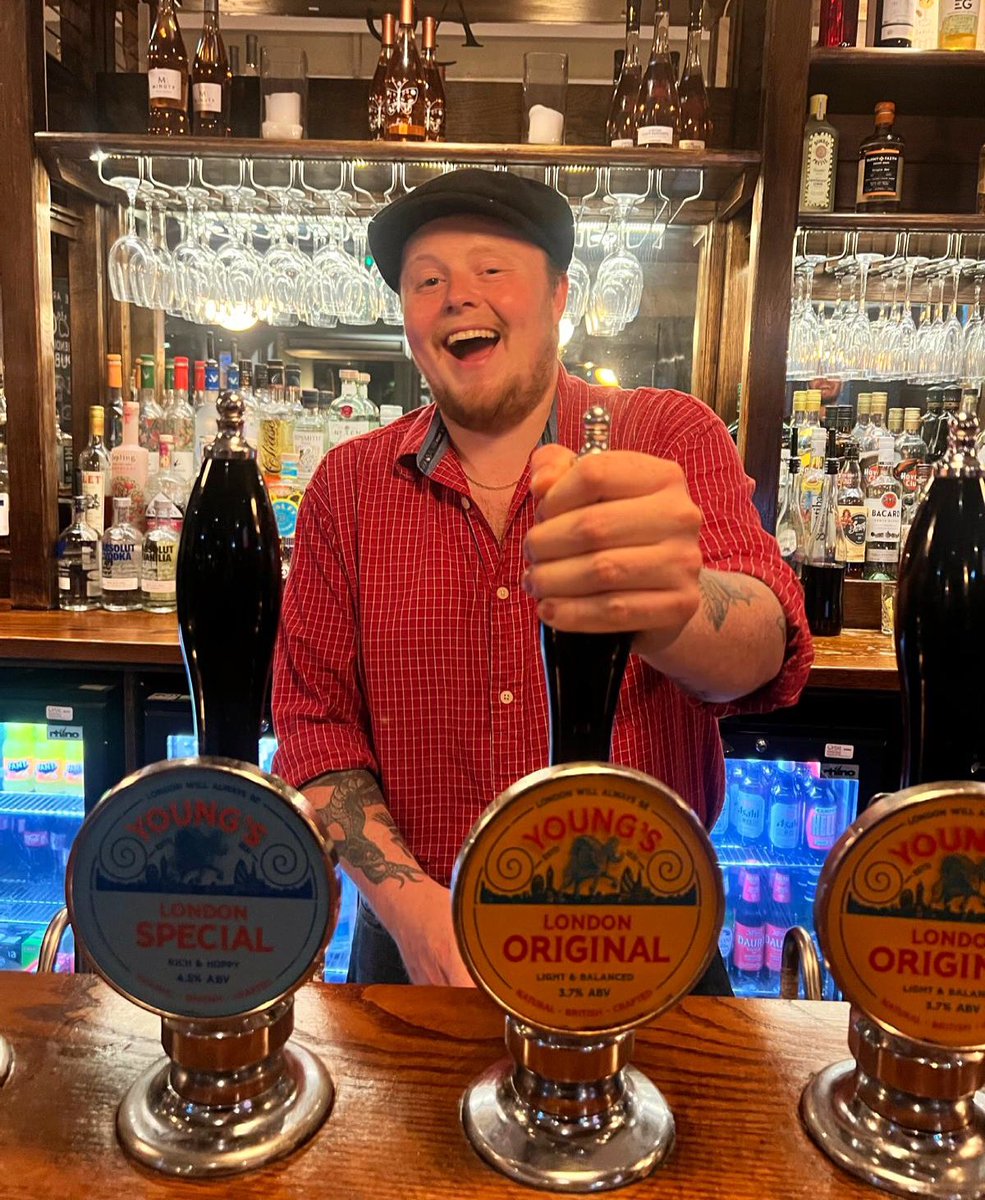 Our new assistant manager is 50% charm, 50% cheer and 100% ready to pour you another. 
We’ll see you at the bar! 🍷

#wandsworthcommon #yourfavouritelocal #wandsworthbeat #greatpub