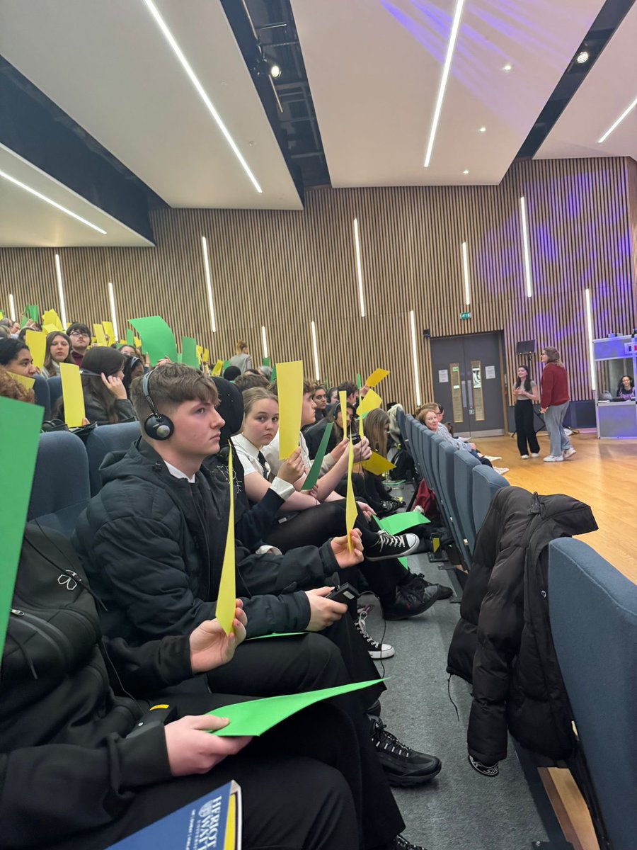 Airdrie Academy Languages tweet media