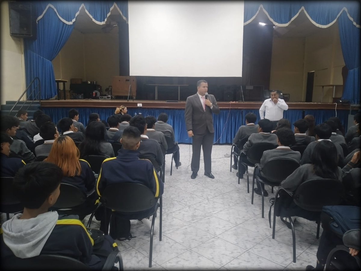 ivanrobertopoli's tweet image. 