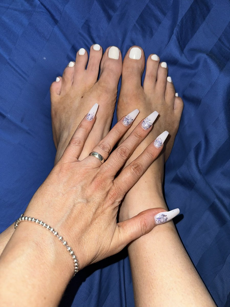 New fresh set of white nails with a sparkling purple and silver base and all white toes for summer! 💅🏼 🤍 Photo with and without flash
