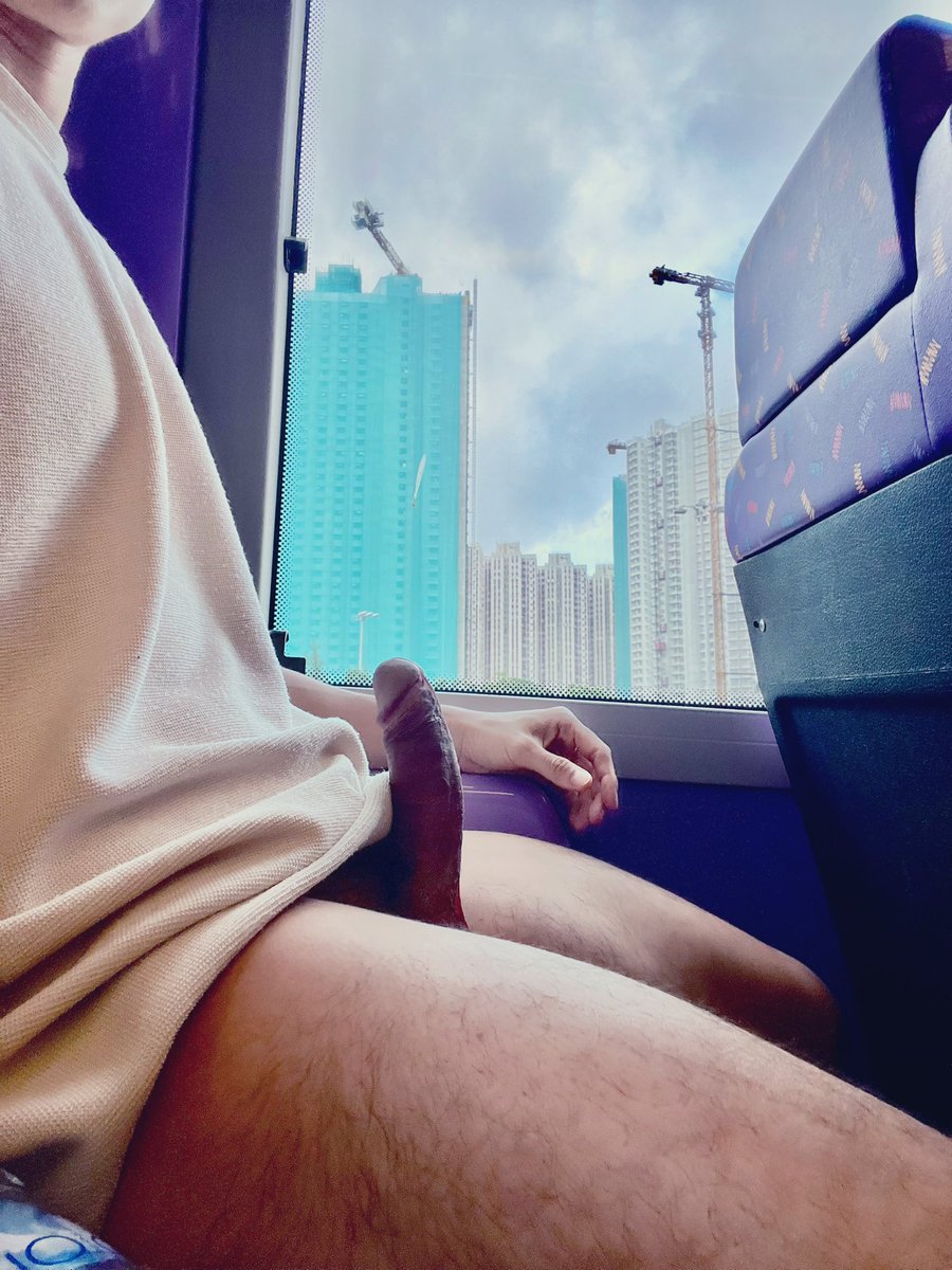 Can’t breathe in pants 😮‍💨