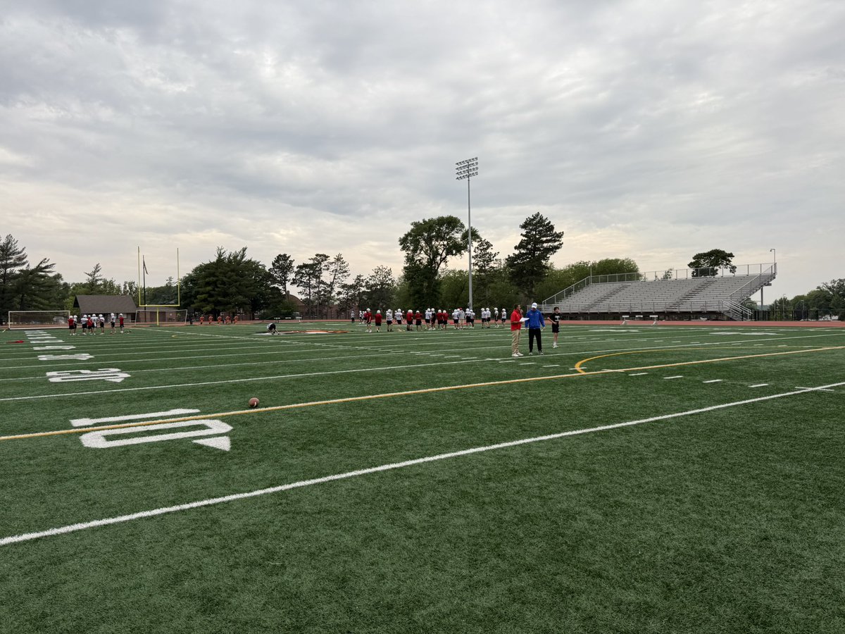 Michael Dixon (@coach_mdixon) on Twitter photo Thanks <a href="/LittrellJosh/">Josh Littrell</a> letting me watch practice this morning. Good luck this upcoming season. <a href="/CreteCardsFB/">Crete Cardinal Football</a> Thanks <a href="/LittrellJosh/">Josh Littrell</a> letting me watch practice this morning. Good luck this upcoming season. <a href="/CreteCardsFB/">Crete Cardinal Football</a>