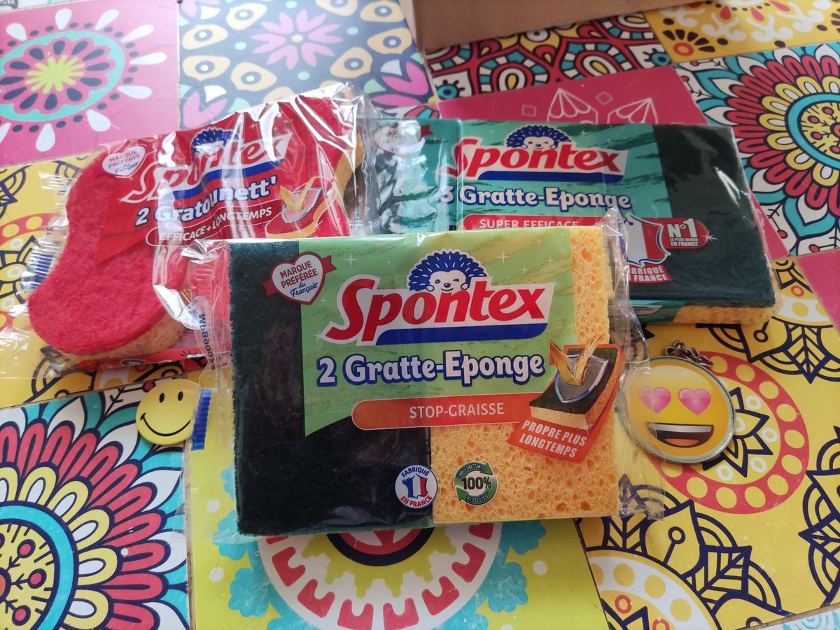 MVandoosler's tweet photo. @SpontexFrance #spontex #menage #StopGraisseSpontex en test à la maison. Les tâches ne font pas le poids ! https://t.co/K2nSZUR7yU