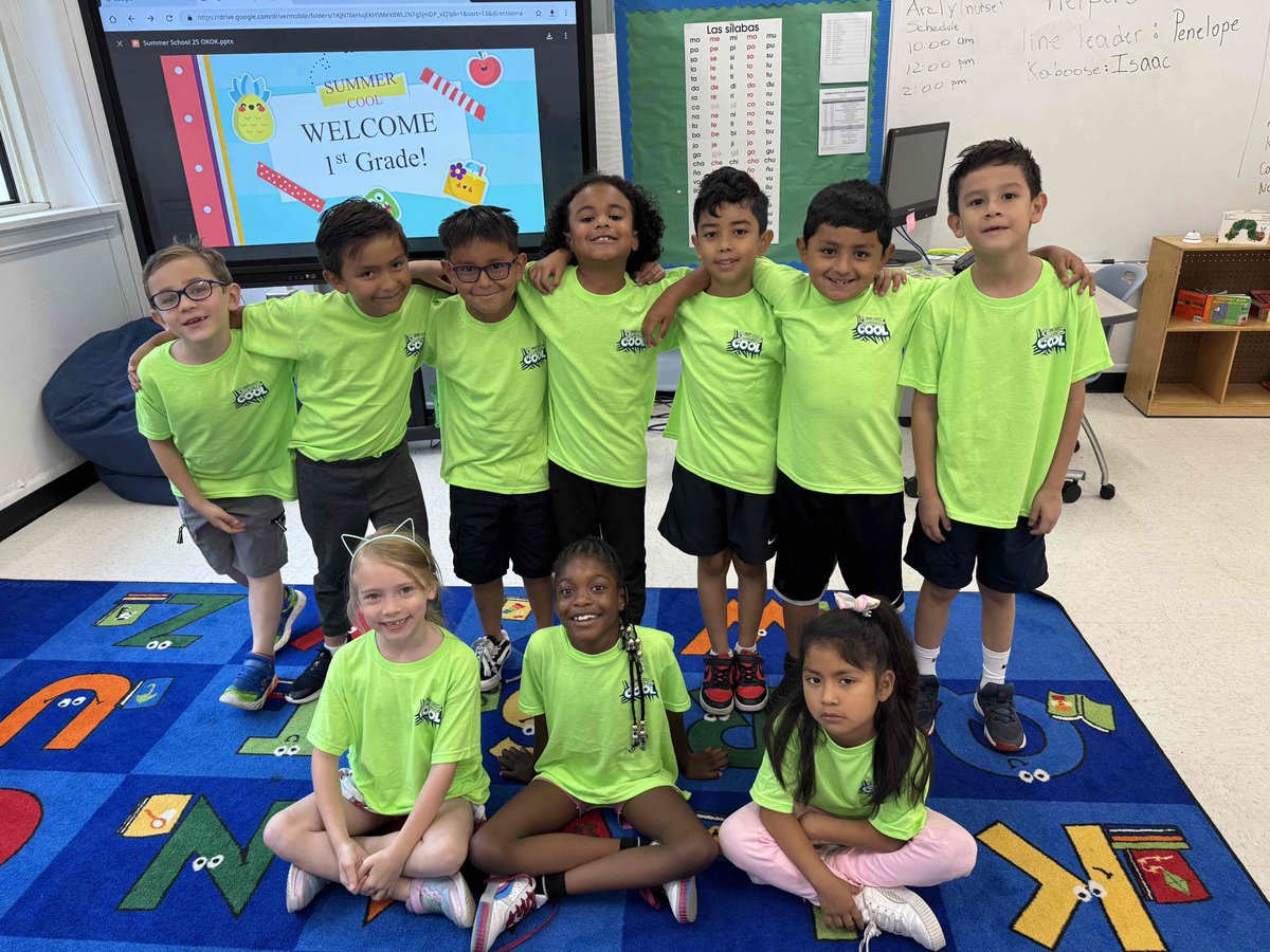 BenMilamES's tweet photo. ☀️ Cool vibes only! Our students are rocking their summer cool shirts as fun incentives through our enrichment program! 😎👕 Learning + fun = the perfect combo. #StudentIncentives #SummerStyle #EnrichmentInAction 📸✨ @DisdELO @JuanCordobaDISD https://t.co/2Q6uL9bFIz