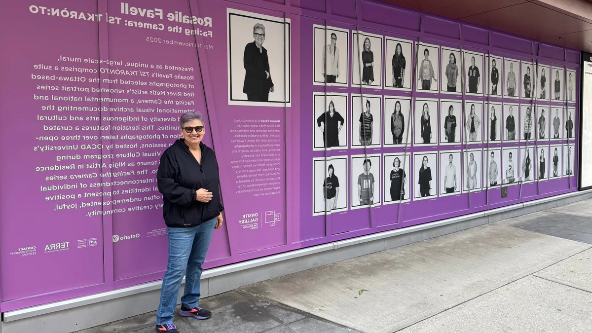 Onsite Gallery exhibiting artist, Rosalie Favell offers an in-depth artist talk of Rosalie Favell | Belonging (1982 - 2024) and Facing the Camera: TSÍ TKARÒN:TO.
🗓️ June 19
📍 Onsite Gallery | 199 Richmond St W
🎟️ Free (with registration) 
Learn more: ocadu.ca/events-and-exh…