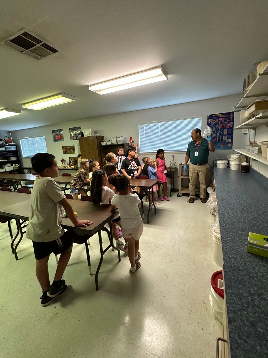 🎉📚🐶These future Dawgs are having the best week at Kid's College in Mexia!🎉📚🐶