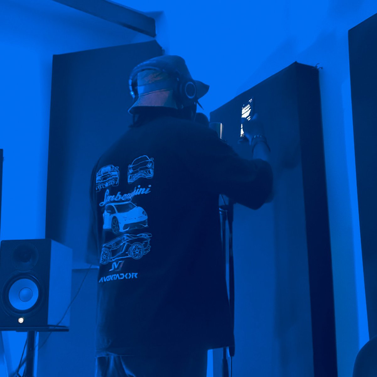atta_babilans's tweet photo. Underground business !  🙌🏿🔥🔥
Agradecido con el hermano
@yorlybeats por la invitación a su proyecto #rialclassic   y por toda la hospitalidad brindada en @elocuenciarec   
Siempre es un honor de una manera u otra  hacer parte del rap caleño 🖤
#elflowisleño #Cali #rap #clasic https://t.co/8lPGcYs6S6