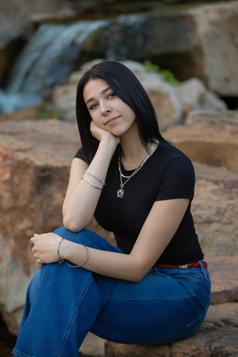 Prints Charming tweet media