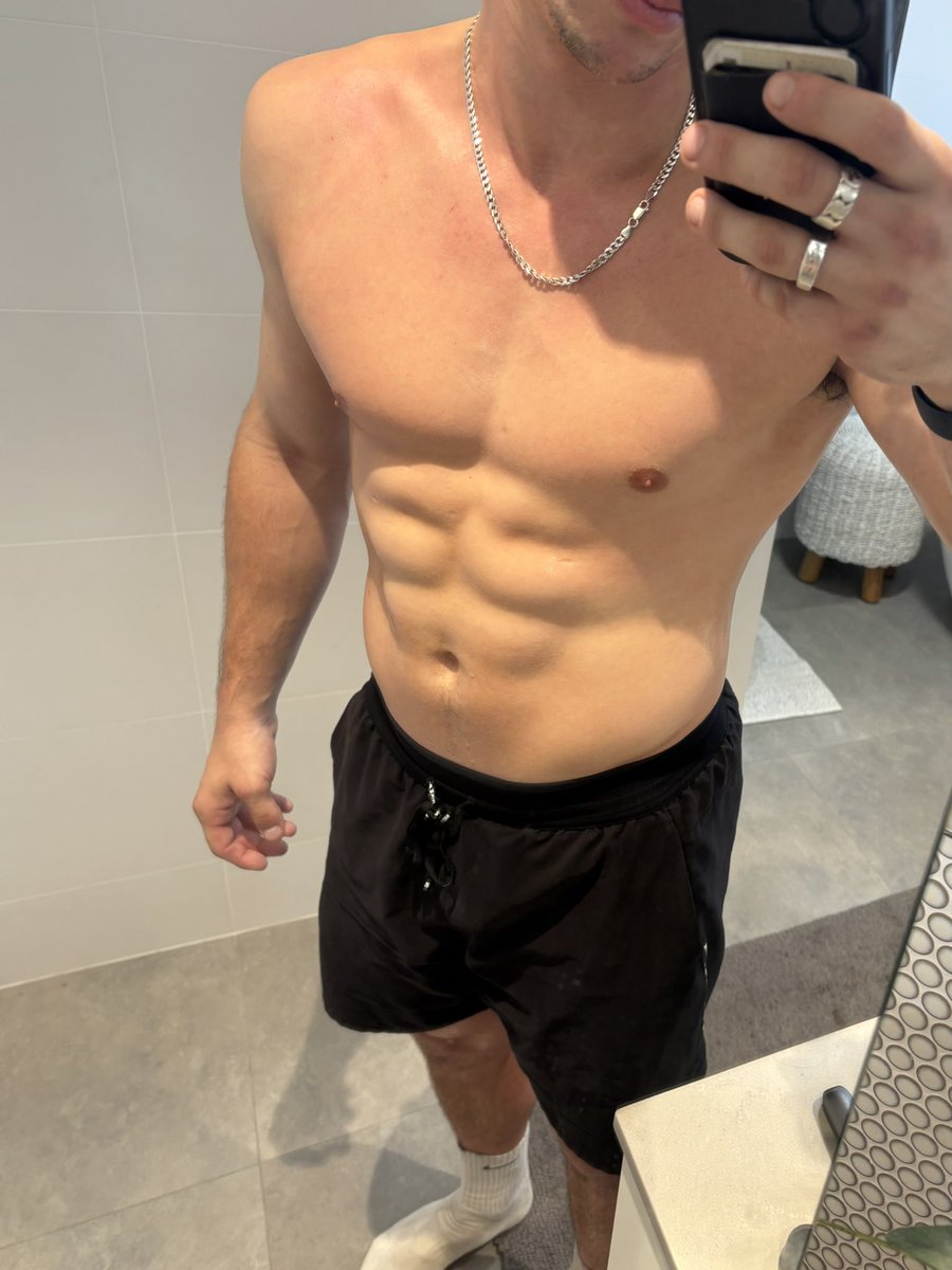MasterLucaAU's tweet image. I’m here to take what is mine. Stretch your wallets. 

#Findom #CashMaster #PayPig #TributeMe #AlphaEnergy #WalletDrain #ObeyAndPay #SendTribute #MoneySlave #FinancialDomination #CashDom #BetaPayPig #AussieFindom #PayToServe #DomLife #KneelAndPay #SpoilYourMaster #DrainGame
