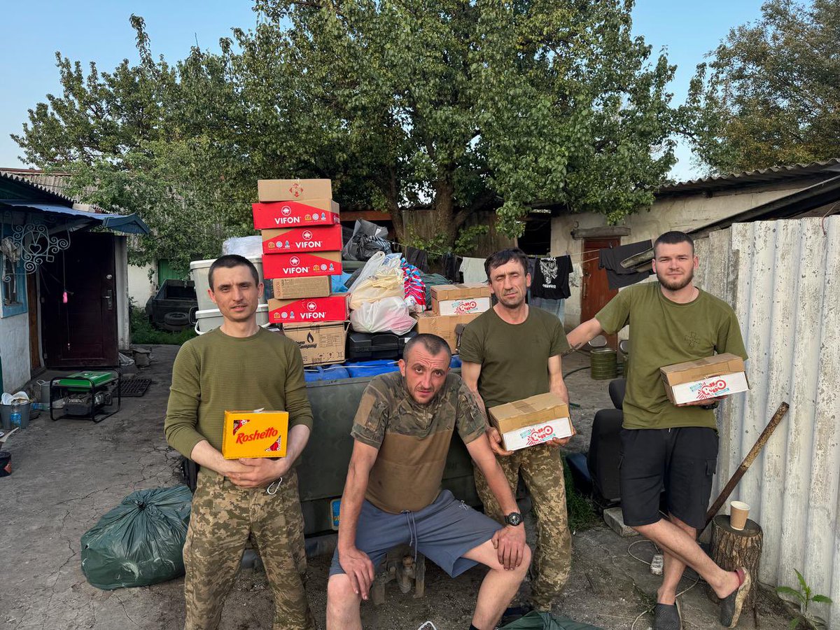 Pozdrowienia od chłopaków z #Ukraine Zachęcam do wsparcia #ApteczkadlaUkrainy #UkraineRussiaWar fundacja #dziękujemyzawolność #UkraineNeverSurrenders #Polska