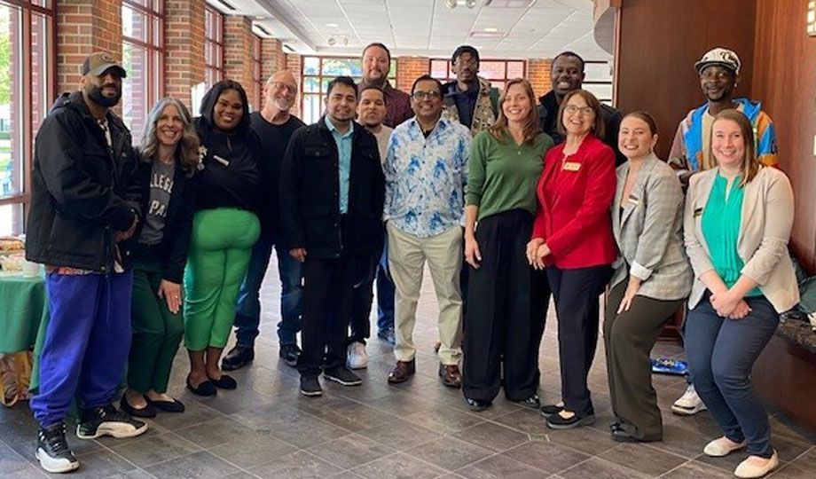 CODAlumni's tweet image. 🎉 COD celebrated its first CEJA Aurora Workforce Hub grads who are trained in clean energy, construction &amp;amp; electrical skills. Some are already working in solar or training in HVAC. 👏 Thanks to our partners + $3.1M DCEO grant powering futures.  buff.ly/wgvPlMY