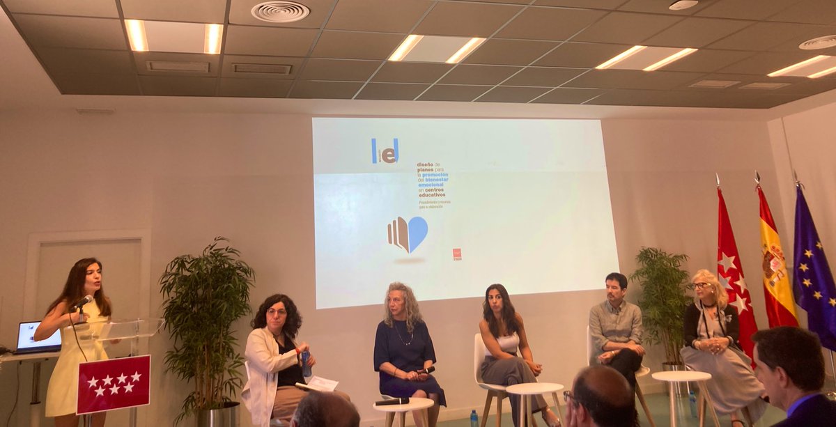 Colegio San Gabriel de Madrid (@sangabriel_mdr) on Twitter photo Hoy hemos asistido en el #ISMIE a la presentación de 'Diseño de planes para la promoción del bienestar emocional en centros educativos', una publicación de <a href="/jaluengolatorre/">José Antonio Luengo</a> y <a href="/RaquelYevenes/">RaquelYevenes</a> de uso imprescindible en este momento en los Centros Educativos. Hoy hemos asistido en el #ISMIE a la presentación de 'Diseño de planes para la promoción del bienestar emocional en centros educativos', una publicación de <a href="/jaluengolatorre/">José Antonio Luengo</a> y <a href="/RaquelYevenes/">RaquelYevenes</a> de uso imprescindible en este momento en los Centros Educativos.
