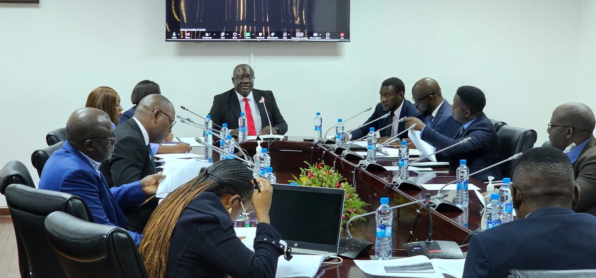 EIZ RECOMMENDS 10% OF ANNUAL ROAD SECTOR WORK PLAN BUDGET FOR RESEARCH AND DEVELOPMENT
 
The Engineering Institution of Zambia (EIZ) has called on Government to allocate 10 percent of the annual road sector budget to Research and Development.
