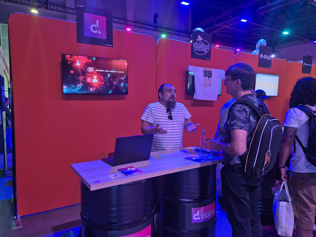 If you are around in the #NFCsummit2025 come and talk to us.

This is our booth.
#EUproject #NFT #Artists #contentcreation #Web3