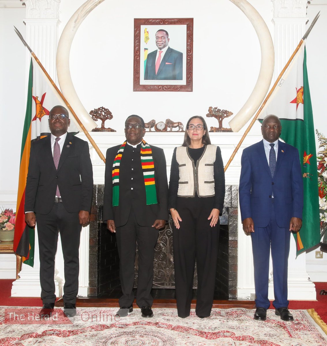 President Mnangagwa has received the diplomatic credentials of the Ambassador-Designate of the Bolivarian Republic of Venezuela, Dr Magaly Henríquez González, at State House.
📸: Edward Zvemisha