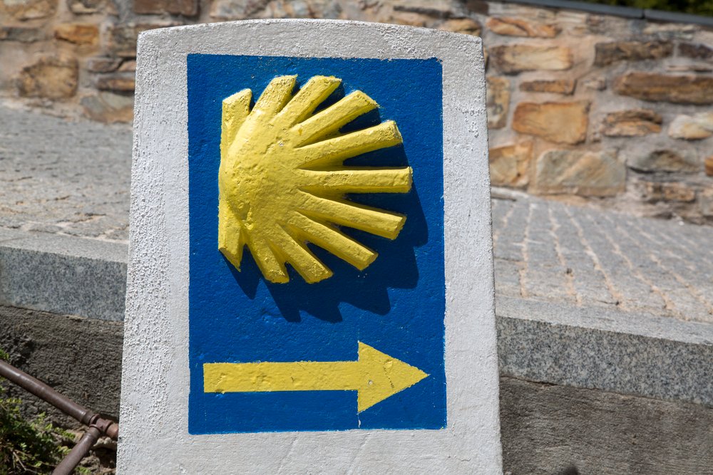 ⛪ La catedral de León.
🏰 El Palacio Espiscopal de Gaudí, Astorga.
✝️ La Cruz de Ferro.
🏰 El castillo de los Templarios, Ponferrada.
Son algunos de los lugares por donde pasa El #CaminodeSantiago por León 👇
lacosmopolilla.com/etapas-camino-… #LeónLoTienesCerca #LeónEnPrimavera