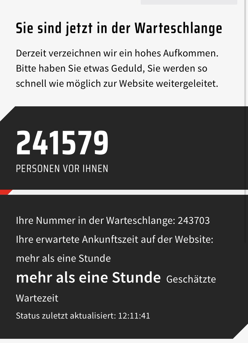 maestro_del_ron's tweet photo. @ransport Wahnsinn… mehr als 20 Bekannte und Kollegen in der Warteschlange und das hier ist der beste Platz. https://t.co/UGBkkUf4Dk