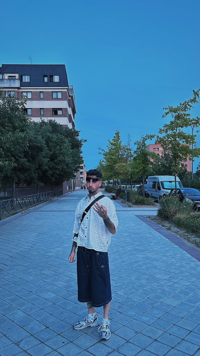 whoiscfs's tweet photo. 👀😎✌🏼 https://t.co/bI9B7OvBQc